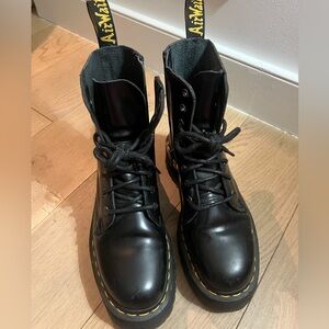 Platform Black Classic Doc Martens
